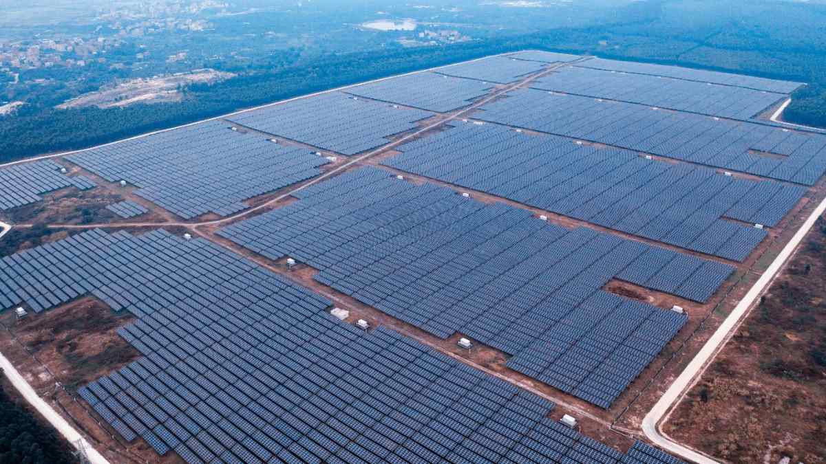 A 1MW Solar Power Plant